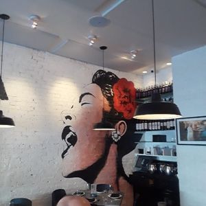 Meet your Posher, Carrie